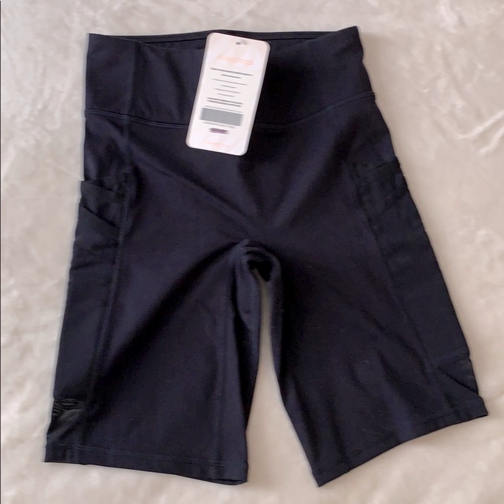 NWT Fabketics Black Trinity Mid-Rise Short 9” XS
